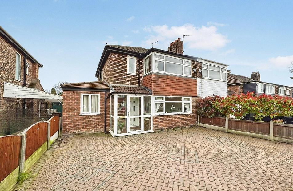 Queensway, East Didsbury, Manchester, M19 - Julian Wadden