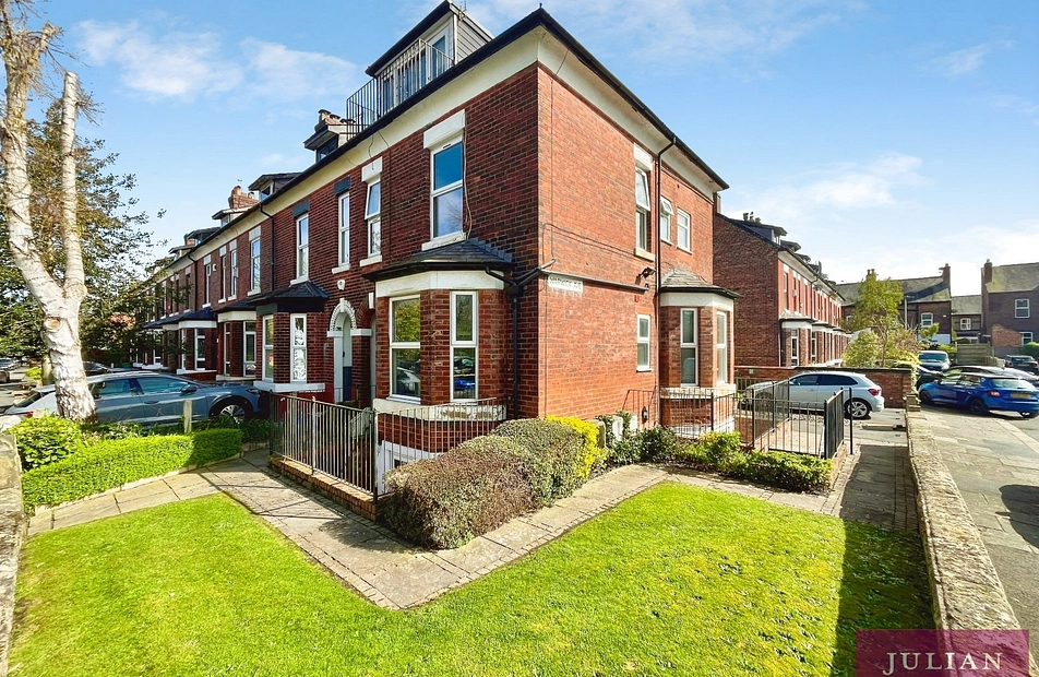 Burton Road, West Didsbury, Manchester, M20 - Julian Wadden