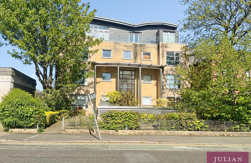 Wilmslow Road, Withington, Manchester, M20 - Julian Wadden