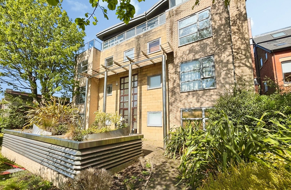 Wilmslow Road, Withington, Manchester, M20 - Julian Wadden
