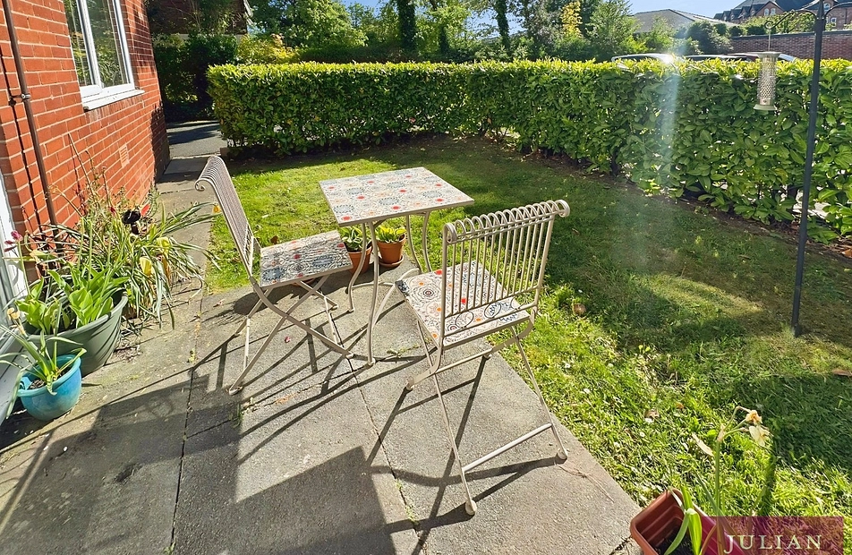 Heaton Road, Withington, Manchester, M20 - Julian Wadden