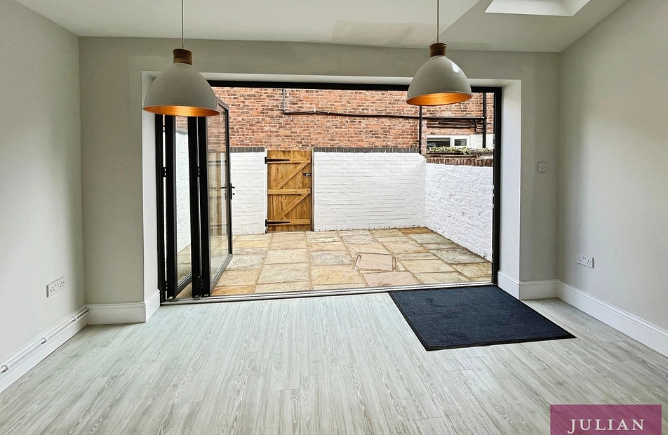 Gillbrook Road, Didsbury Village, Manchester, M20 - Julian Wadden