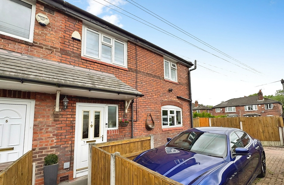 Southlea Road, Burnage, Manchester, M19 - Julian Wadden