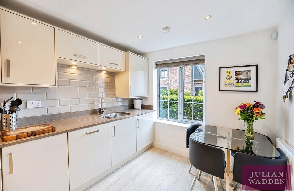 Toddbrook Close, West Didsbury, Manchester, M20 - Julian Wadden