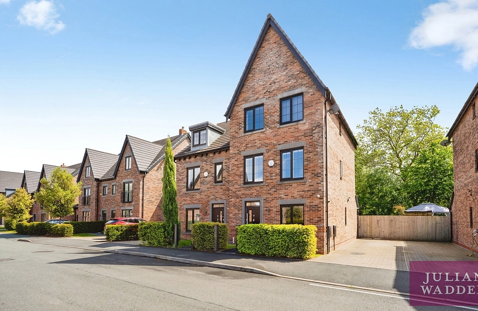 Toddbrook Close, West Didsbury, Manchester, M20 - Julian Wadden