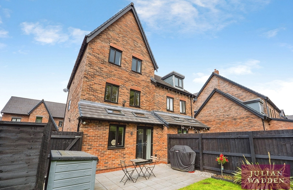 Toddbrook Close, West Didsbury, Manchester, M20 - Julian Wadden