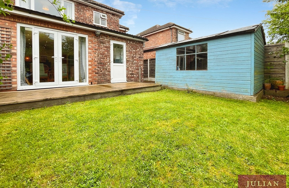 Riva Road, East Didsbury, Manchester, M19 - Julian Wadden
