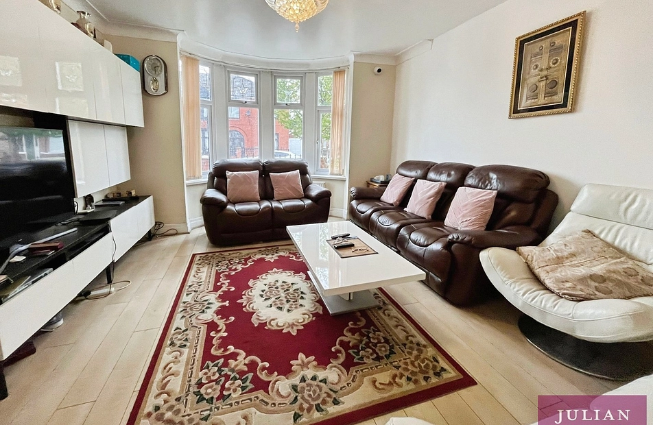 Lindsay Road, Burnage, Manchester, M19 - Julian Wadden