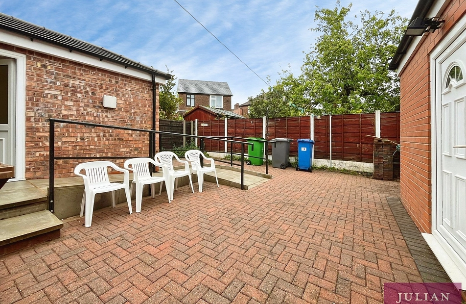 Lindsay Road, Burnage, Manchester, M19 - Julian Wadden