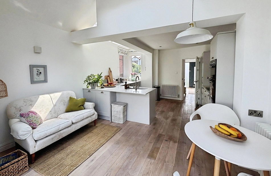 Westmorland Road, Didsbury, Manchester, M20 - Julian Wadden
