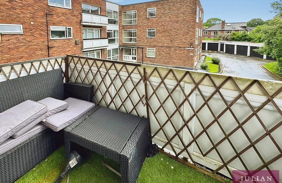 Florence Park Court, Fog Lane, Didsbury, Manchester, M20 - Julian Wadden