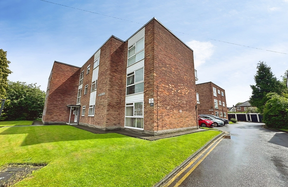 Florence Park Court, Fog Lane, Didsbury, Manchester, M20 - Julian Wadden