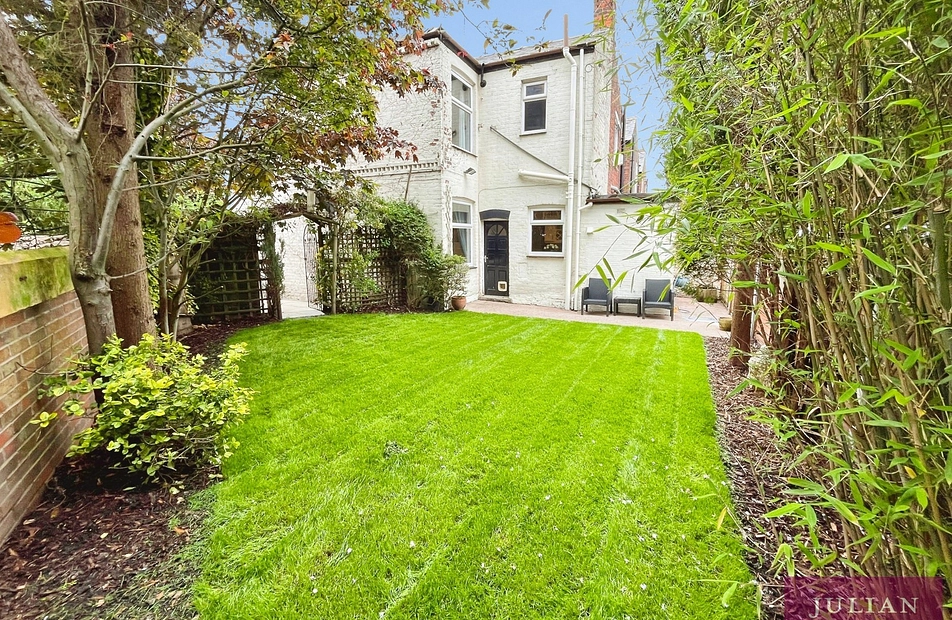 Shippey Street, Ladybarn, Manchester, M14 - Julian Wadden