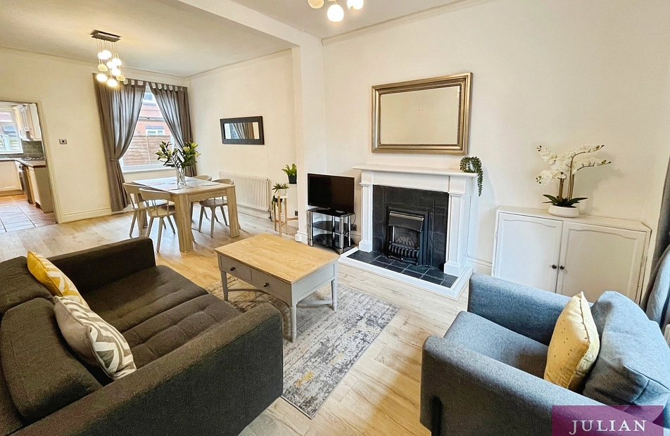 Shippey Street, Ladybarn, Manchester, M14 - Julian Wadden