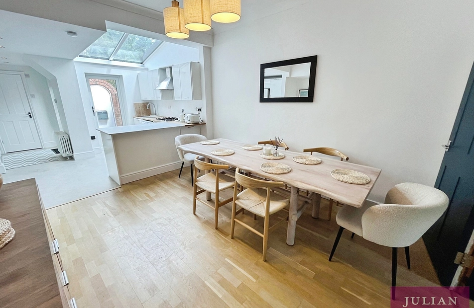Lidgate Grove, Didsbury Village, Manchester, M20 - Julian Wadden