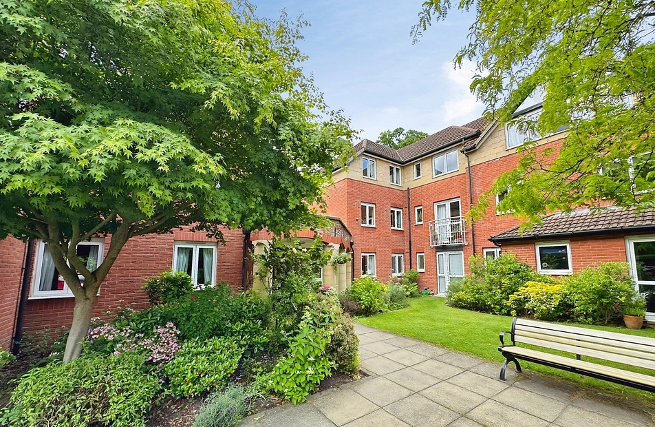 Clothorn Road, Didsbury, Manchester, M20 - Julian Wadden
