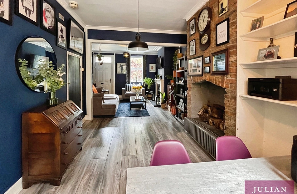 Henwood Road, Withington, Manchester, M20 - Julian Wadden
