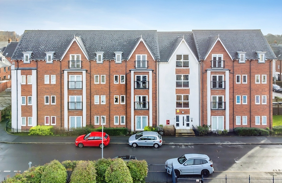 Houseman Crescent, West Didsbury, Manchester, M20 - Julian Wadden