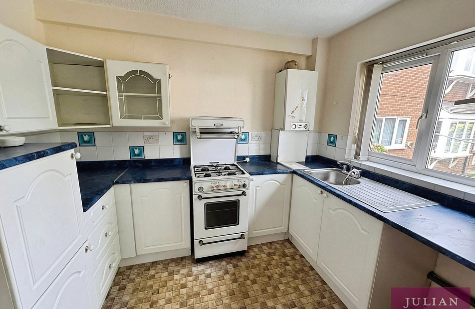 Burnage Lane, Burnage, Manchester, M19 - Julian Wadden