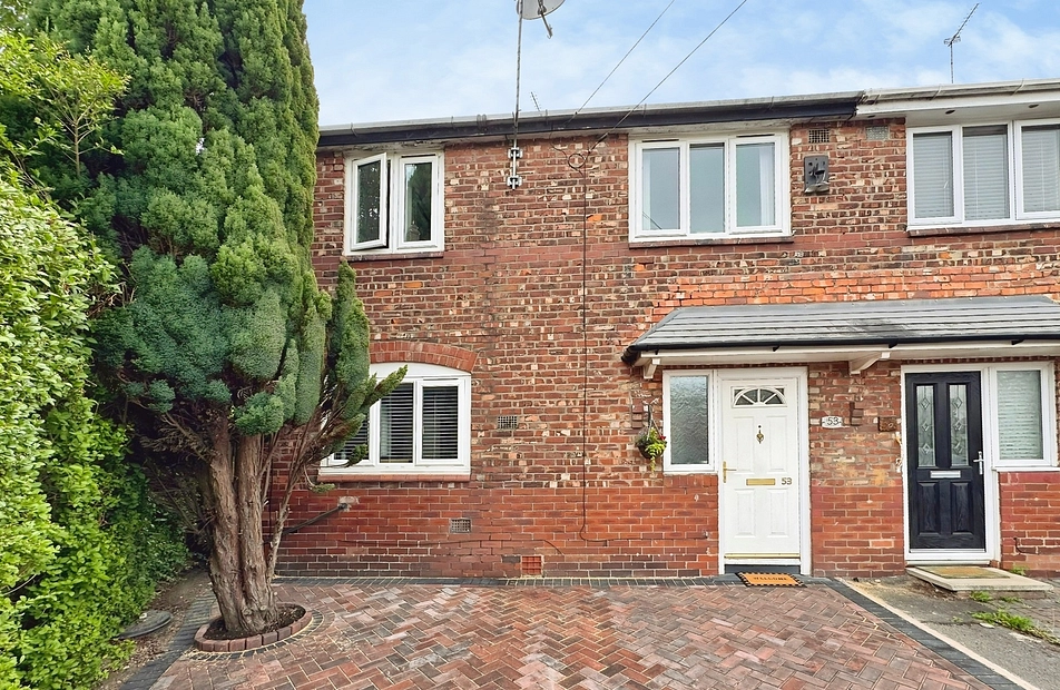 Moorcroft Drive, Burnage, Manchester, M19 - Julian Wadden