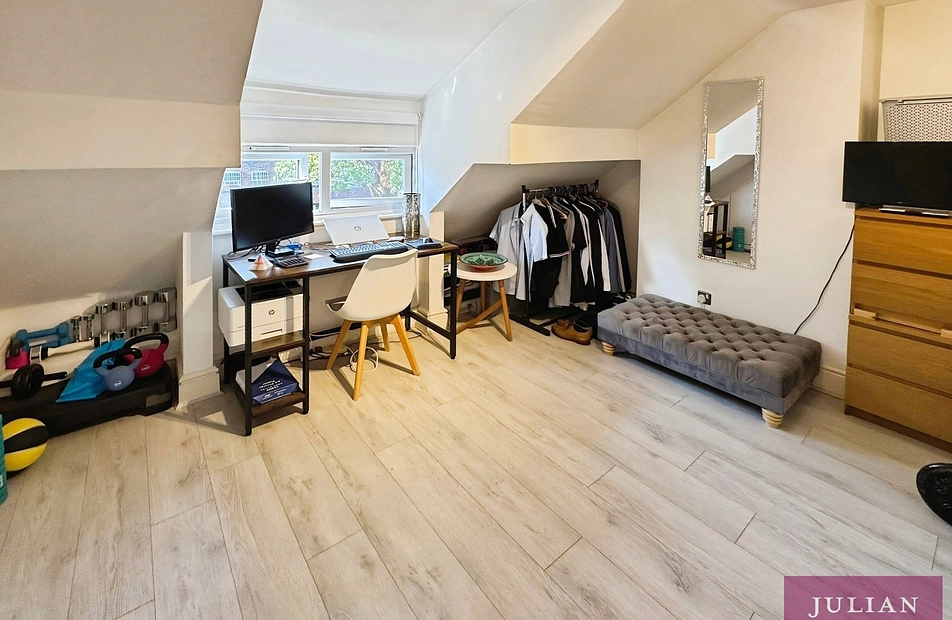 Burton Road, West Didsbury, Manchester, M20 - Julian Wadden