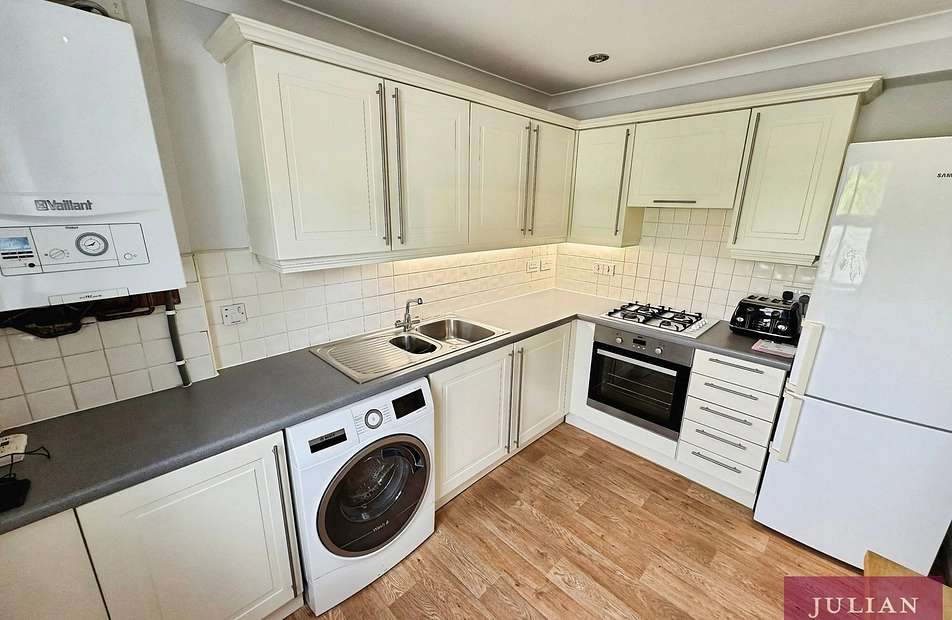 Olive Shapley Avenue, Didsbury, Manchester, M20 - Julian Wadden