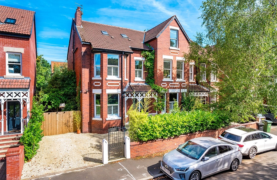 Lynton Road, Heaton Moor, Stockport, SK4 - Julian Wadden