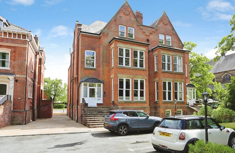 Heaton Gardens, Heaton Moor Road, Heaton Moor, Stockport, SK4 - Julian Wadden