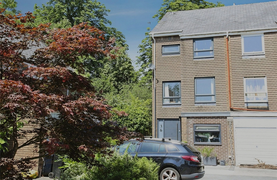 Mauldeth Close, Heaton Mersey, Stockport, SK4 - Julian Wadden