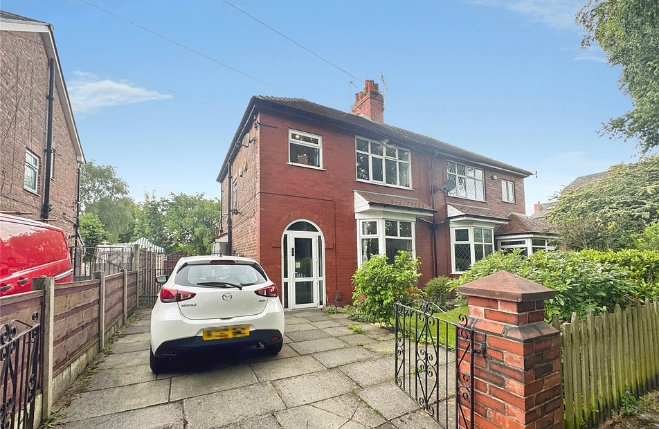 Heaton Road, Heaton Moor, Stockport, SK4 - Julian Wadden