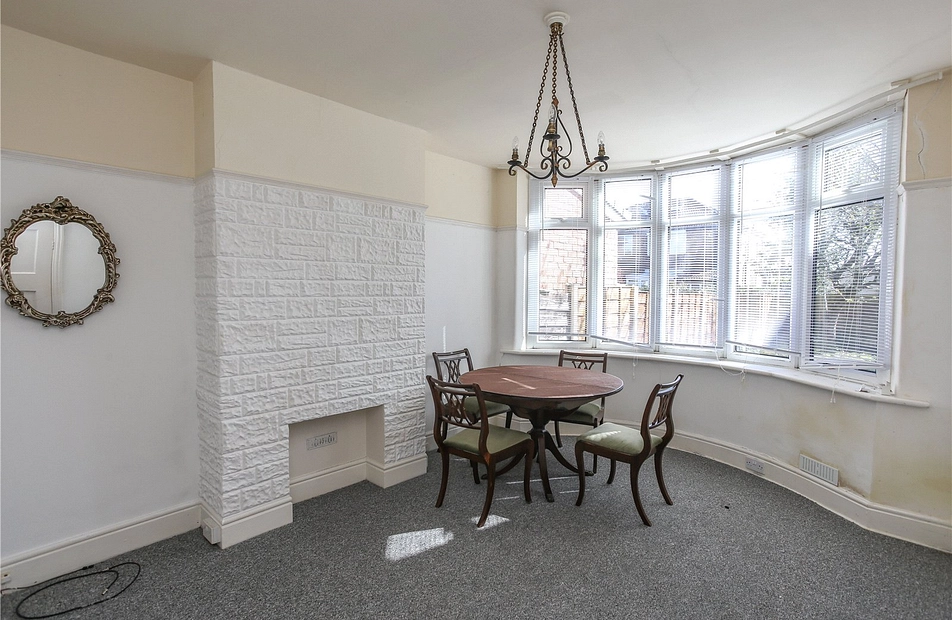 Warwick Road, Heaton Moor, Stockport, SK4 - Julian Wadden