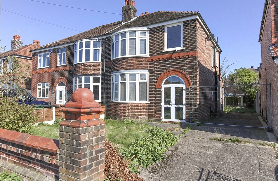 Warwick Road, Heaton Moor, Stockport, SK4 - Julian Wadden