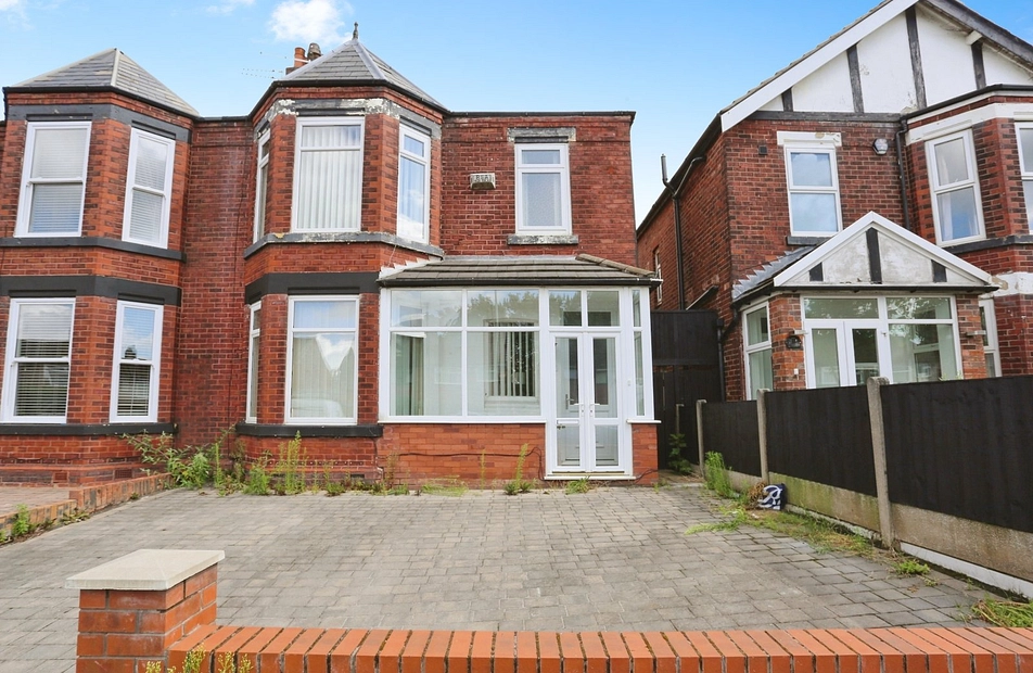 Manchester Road, Heaton Norris, Stockport, SK4 - Julian Wadden