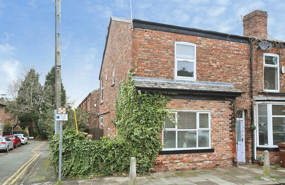 Derby Range, Heaton Moor, Stockport, SK4 - Julian Wadden