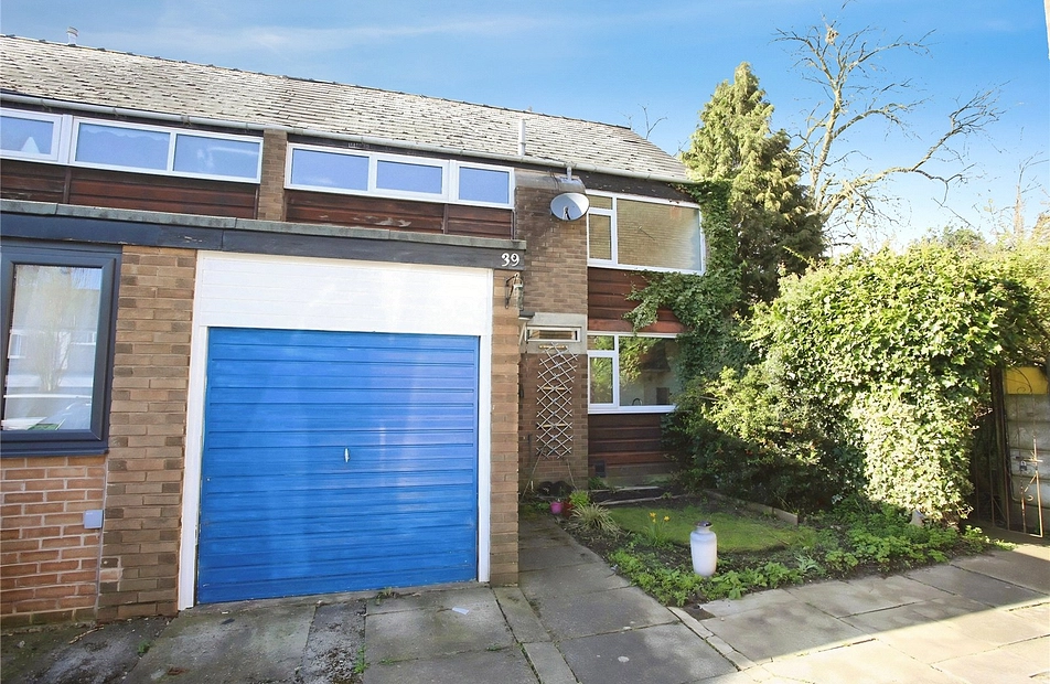 Mauldeth Close, Heaton Mersey, Stockport, SK4 - Julian Wadden