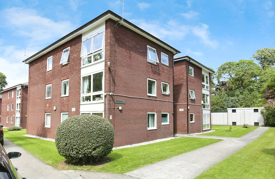 Mersey Road, Heaton Mersey, Stockport, SK4 - Julian Wadden