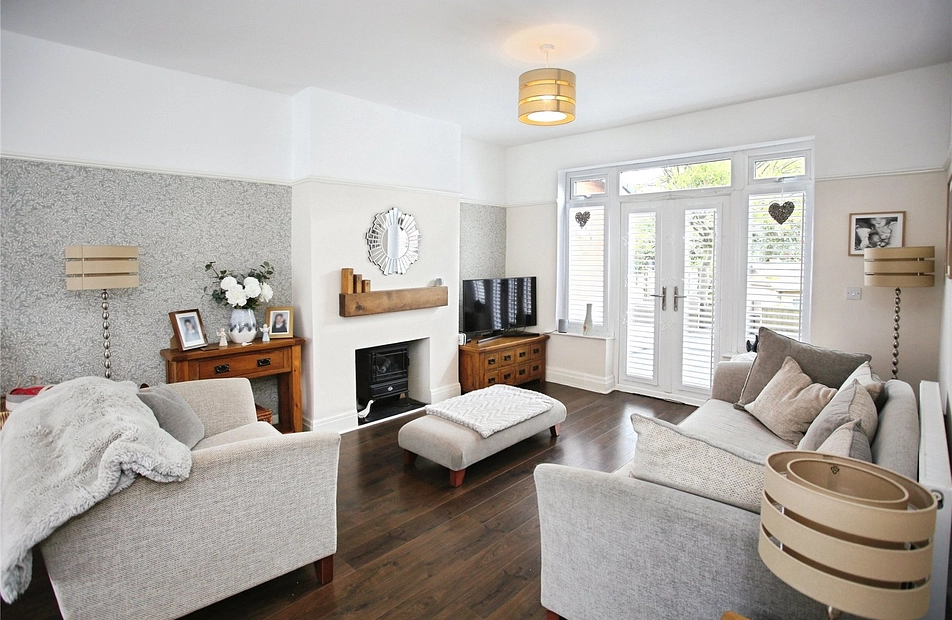 Gladstone Grove, Heaton Moor, Stockport, SK4 - Julian Wadden