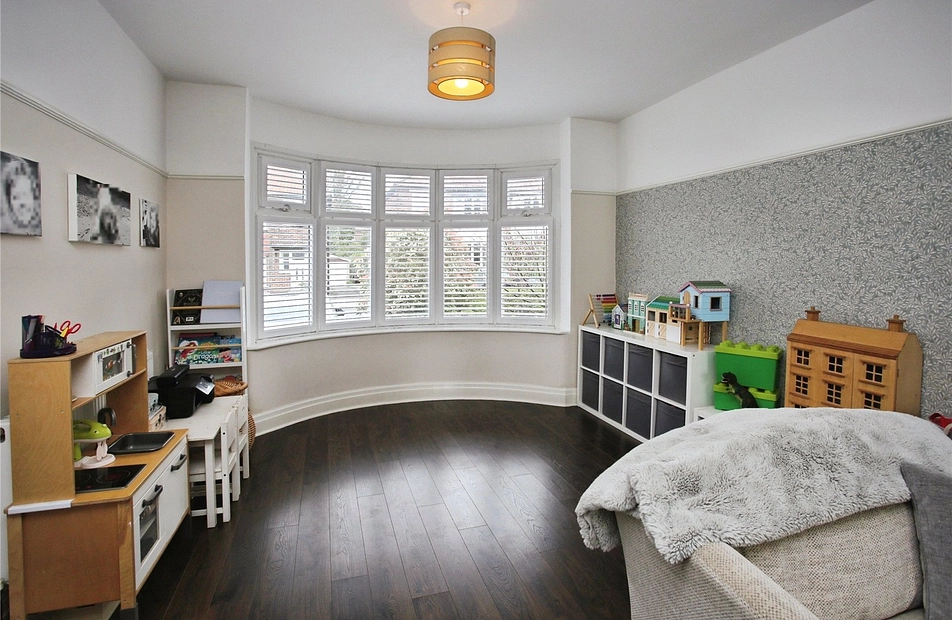 Gladstone Grove, Heaton Moor, Stockport, SK4 - Julian Wadden