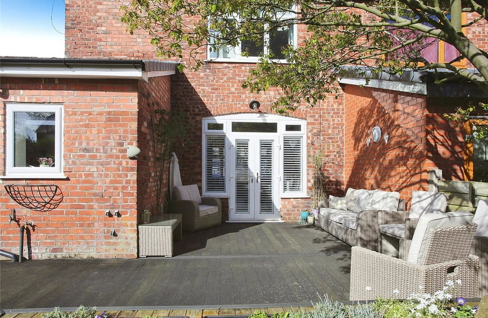 Gladstone Grove, Heaton Moor, Stockport, SK4 - Julian Wadden