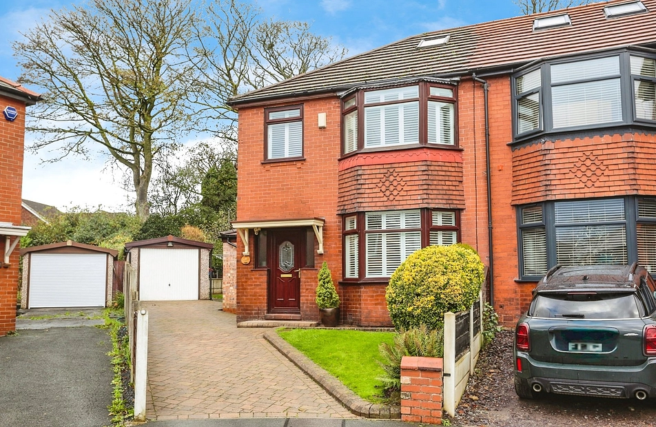 Meadow Bank, Heaton Norris, Stockport, SK4 - Julian Wadden