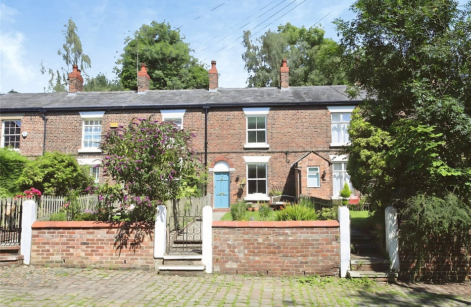 Vale Close, Heaton Mersey, Stockport, SK4 - Julian Wadden