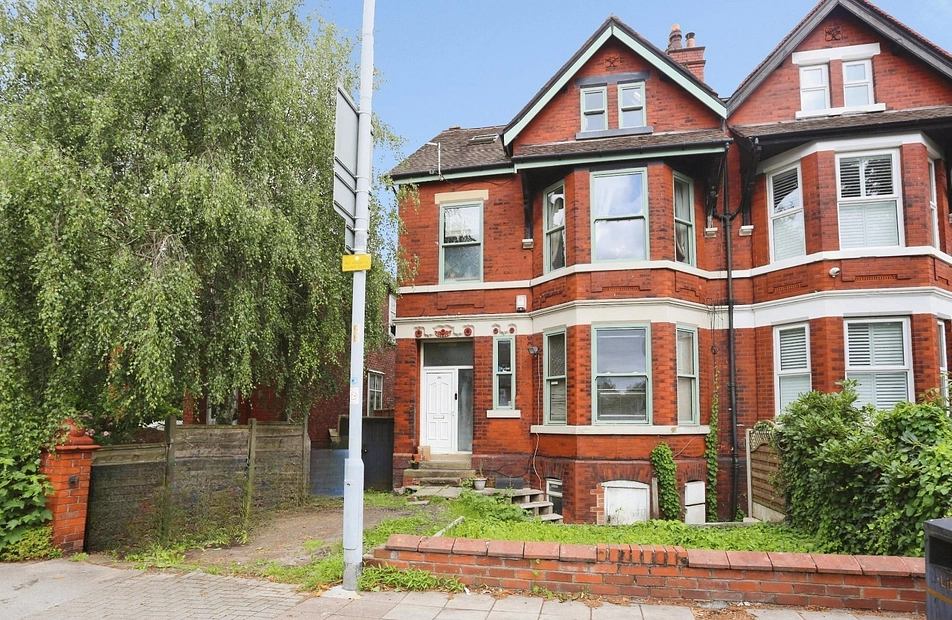 Wellington Road North, Heaton Chapel, Stockport, SK4 - Julian Wadden