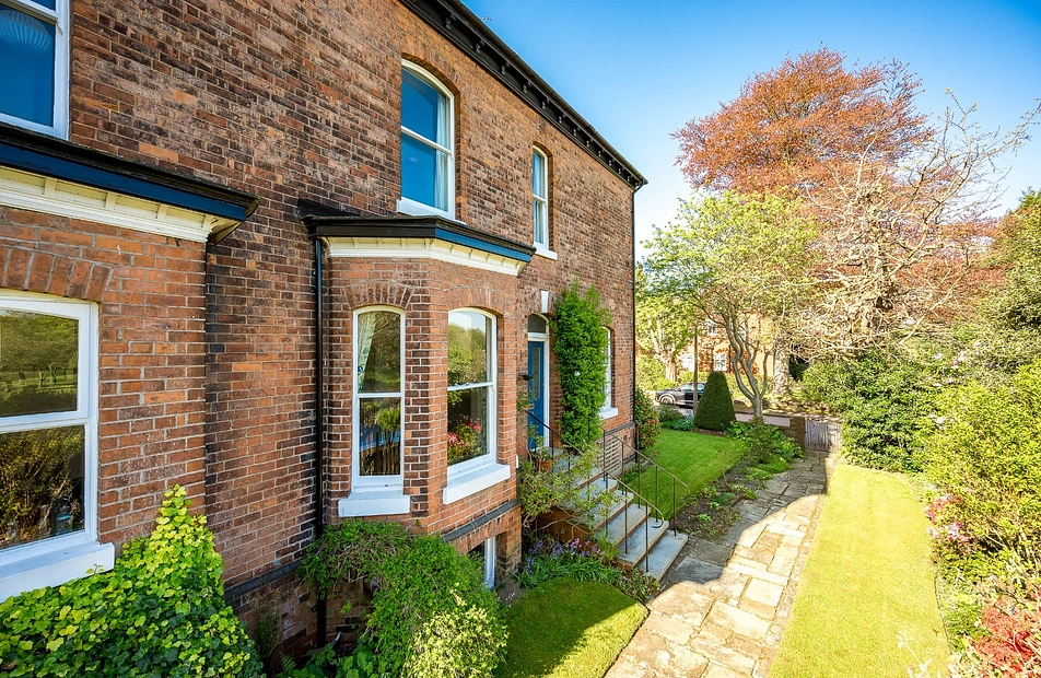 Princes Road, Heaton Moor, Stockport, SK4 - Julian Wadden