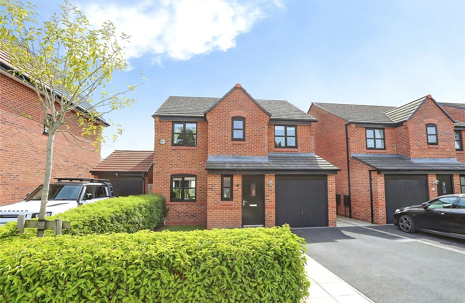 Kingston Grove, Heaton Moor, Stockport, SK4 - Julian Wadden