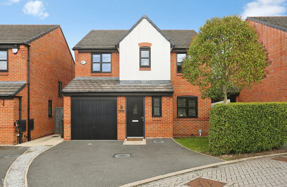 Merton Crescent, Heaton Moor, Stockport, SK4 - Julian Wadden