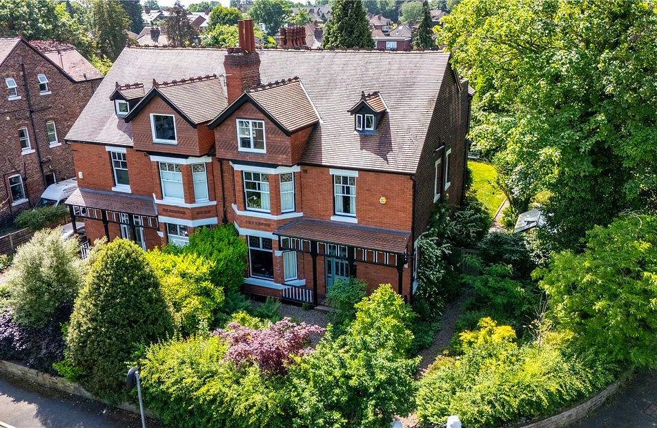 Clifton Road, Heaton Moor, Stockport, SK4 - Julian Wadden