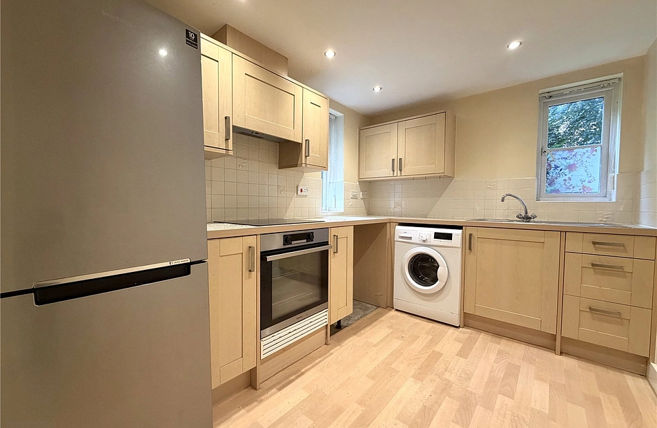 Heaton Moor Road, Stockport, Greater Manchester, SK4 - Julian Wadden