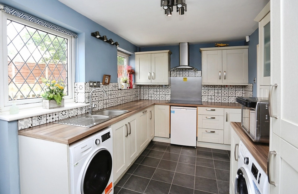 Ingram Drive, Heaton Mersey, Stockport, SK4 - Julian Wadden