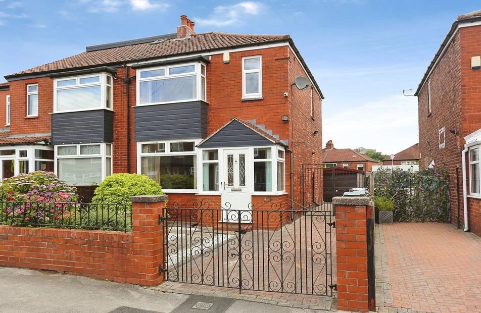 Broadstone Hall Road South, Heaton Chapel, Stockport, SK4 - Julian Wadden