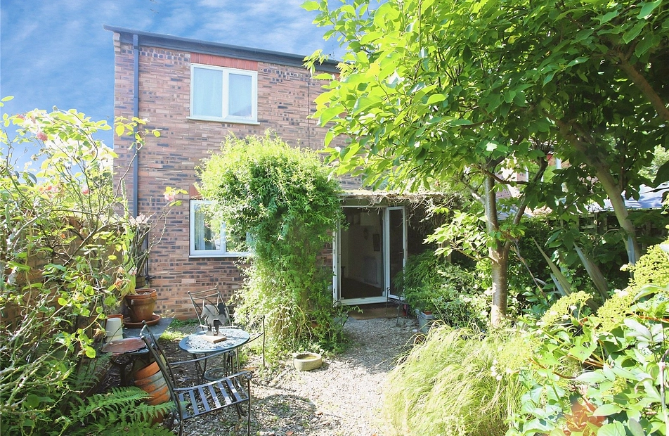 Crossgate Mews, Heaton Mersey, Stockport, SK4 - Julian Wadden